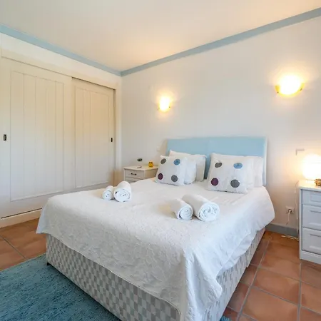 Casa 7 Vales Lagoa (Algarve)