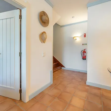 Casa 7 Vales Lagoa (Algarve)
